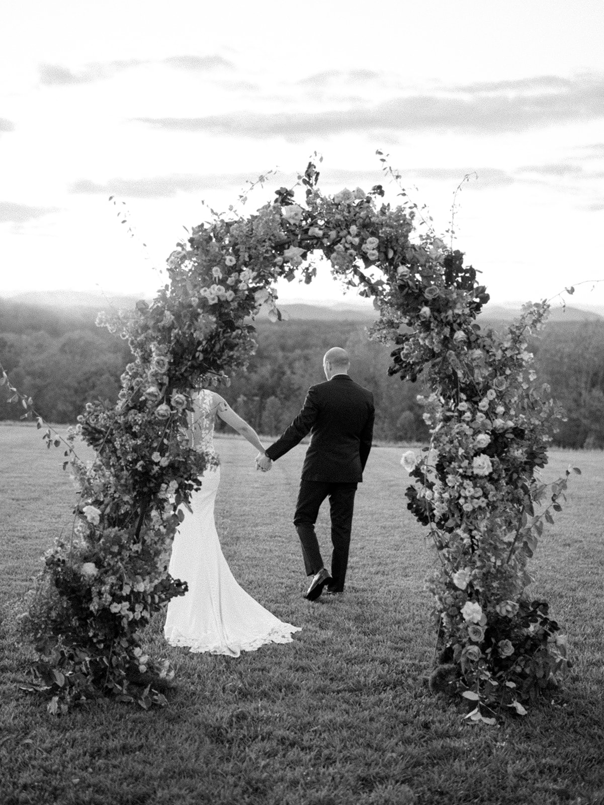 Client gallery layout created in Pic-Time by Seattle wedding photographer